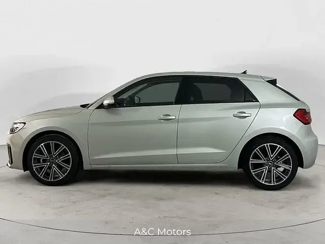 Usata Audi A1 Sportback Business 116 CV (85 kW) 2025 Argento Utilitaria