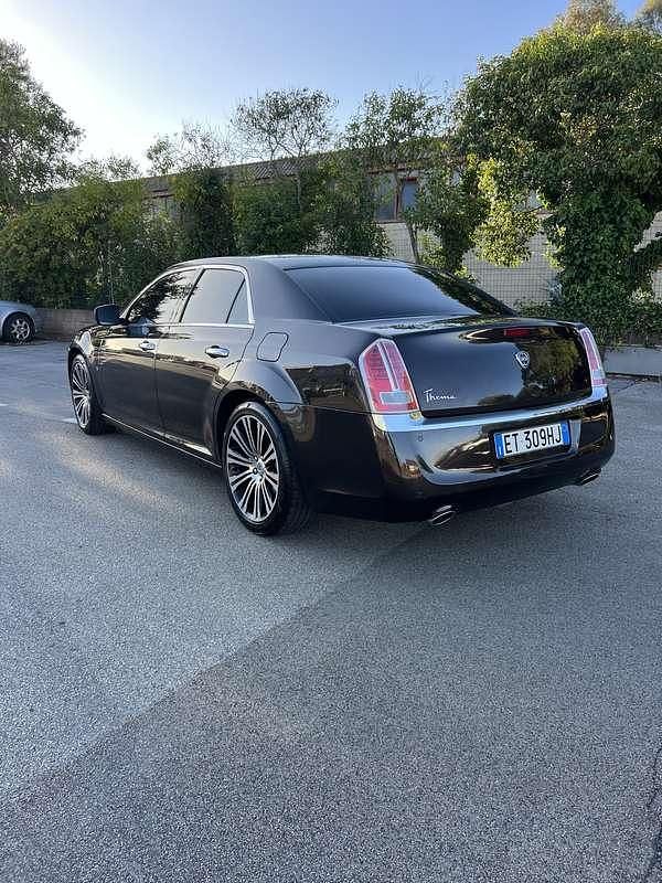 Usata Lancia Thema 239 CV (175 kW) 2013 Berlina