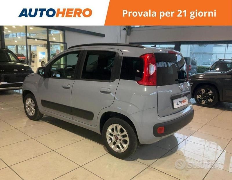 Usata Fiat Panda Lounge 85 CV (62 kW) 2018 Blu Berlina