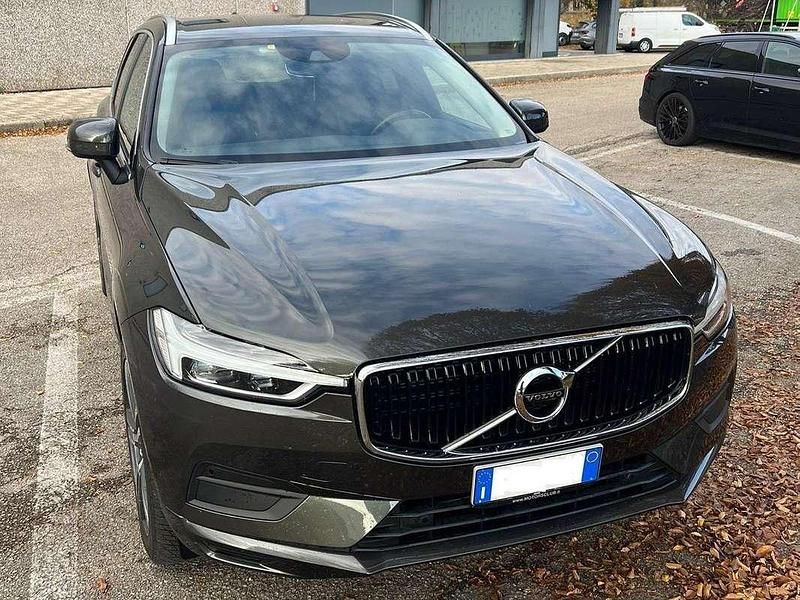 Usata Volvo XC60 Business Edition 197 CV (144 kW) 2019 Grigio SUV