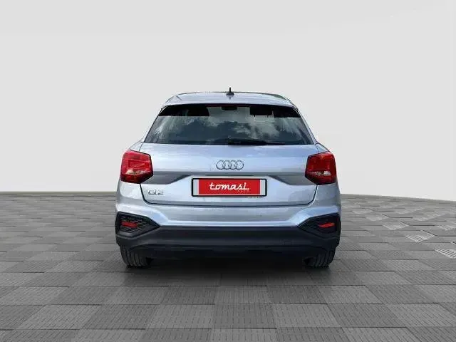 Usata Audi Q2 Comfort 116 CV (85 kW) 2022 Argento SUV