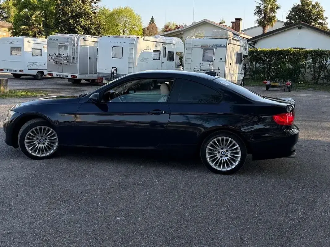 Usata BMW 320 177 CV (130 kW) 2008 Coupé