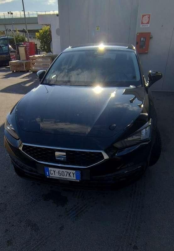 Nero Usata 2025 Seat Leon Business Berlina | 25.900 € (Ottimo prezzo) - Immagine 1/4