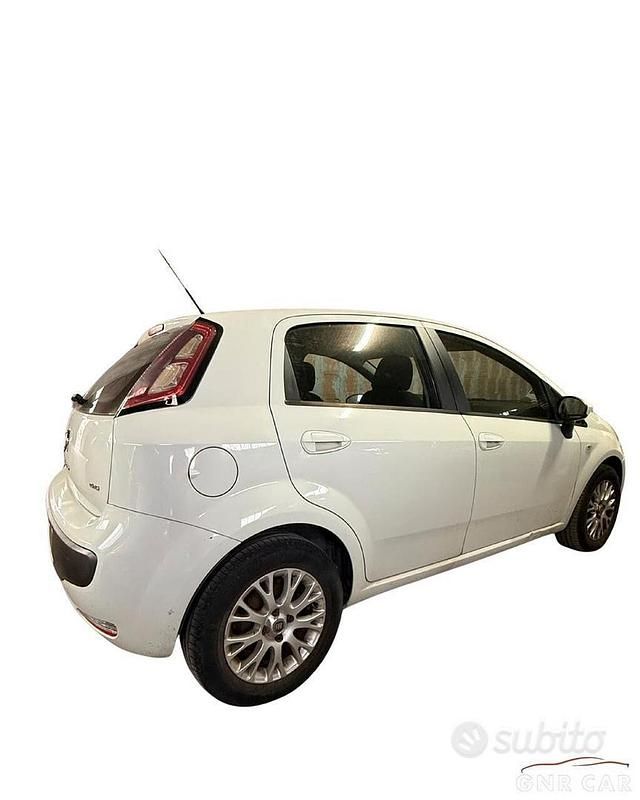 Usata Fiat Punto Evo S 75 CV (55 kW) 2011 Grigio Utilitaria