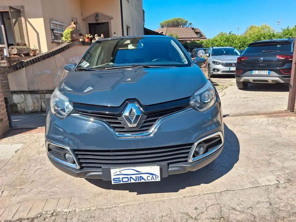 Usata Renault Captur 90 CV (66 kW) 2013 Blu SUV