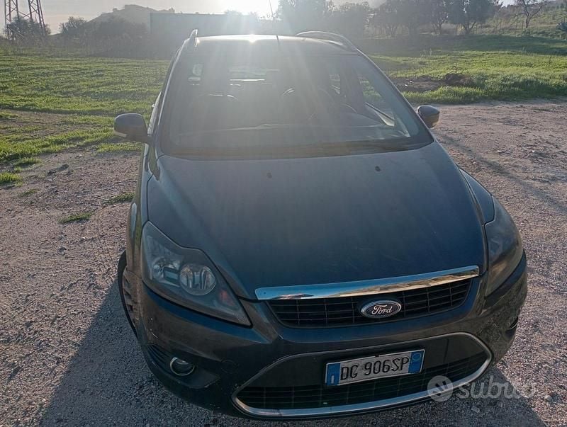 Usata Ford Focus 100 CV (73 kW) 2008 Blu Berlina