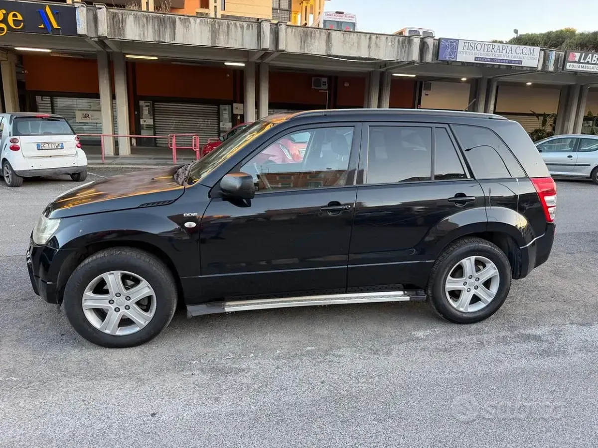 Usata Suzuki Grand Vitara 129 CV (94 kW) 2008 Nero SUV