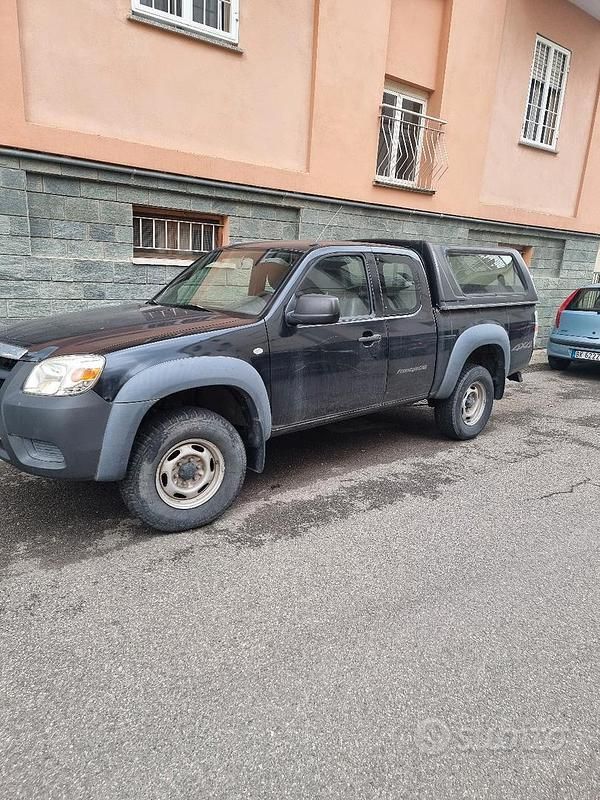 Usata Mazda BT-50 Active 143 CV (105 kW) 2009 Nero Pick-up