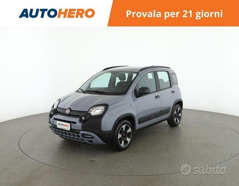 Grigio Usata 2020 Fiat Panda Cross Cross Due volumi | 12.299 € (Buon prezzo) - Immagine 1/2