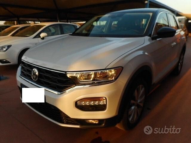 Usata VW T-Roc Style 150 CV (110 kW) 2019 Grigio SUV