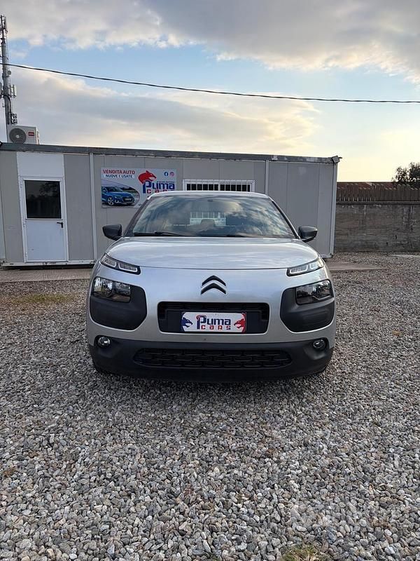 Usata Citroën C4 Cactus Shine 99 CV (72 kW) 2016 Grigio Utilitaria