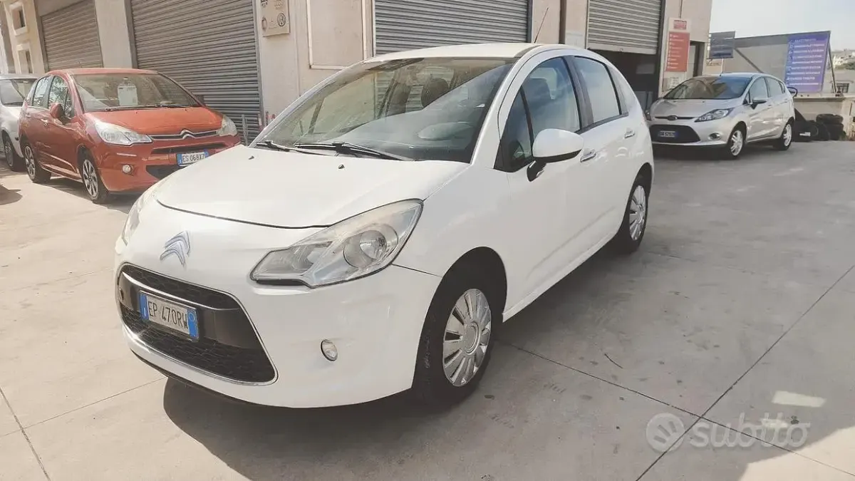 Usata Citroën C3 Exclusive 60 CV (44 kW) 2013 Bianco Berlina