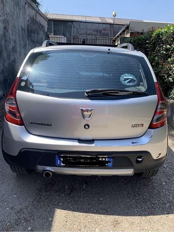 Usata Dacia Sandero Stepway 90 CV (66 kW) 2012 Berlina