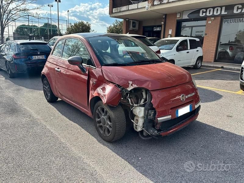 Usata Fiat 500 75 CV (55 kW) 2007 Rosso Utilitaria