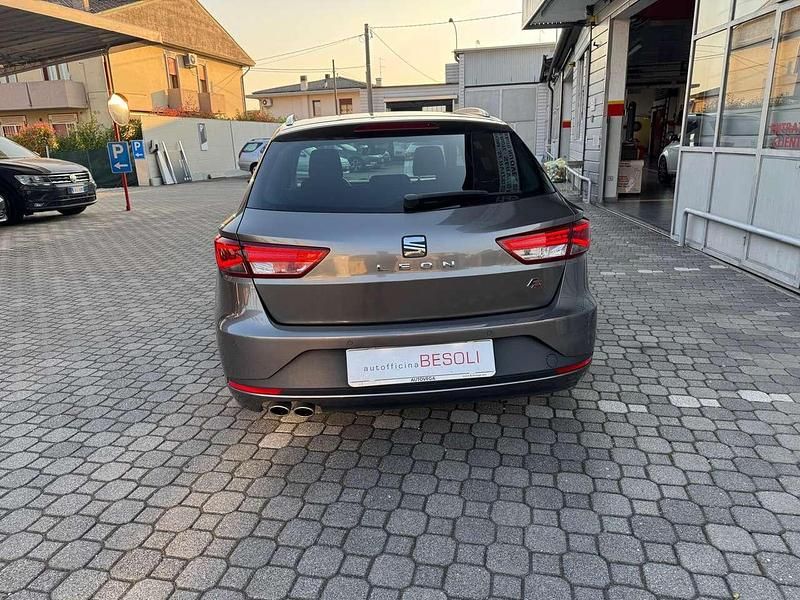 Usata Seat Leon ST FR 150 CV (110 kW) 2016 Grigio Station wagon