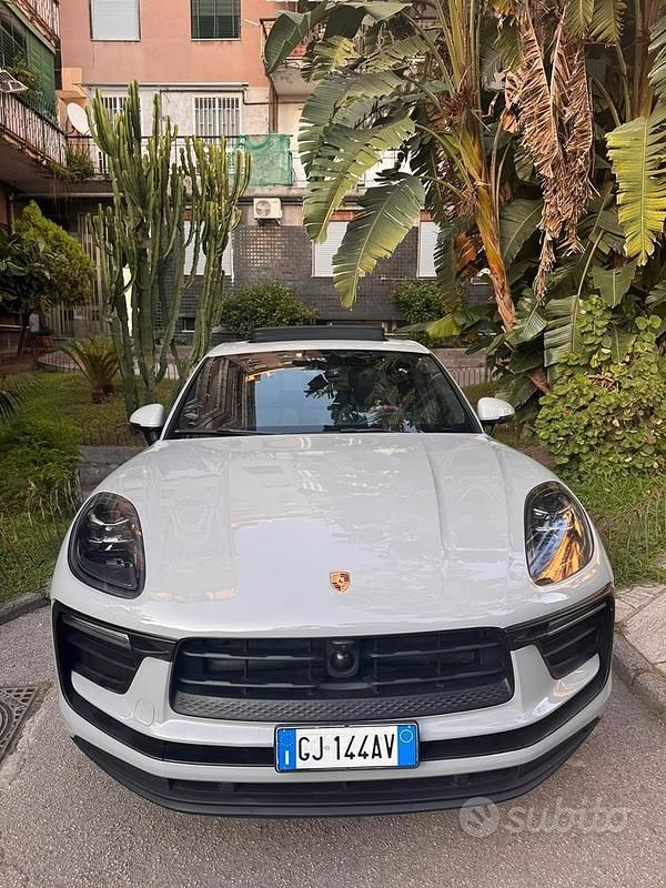 Usata Porsche Macan 265 CV (194 kW) 2022 Grigio SUV