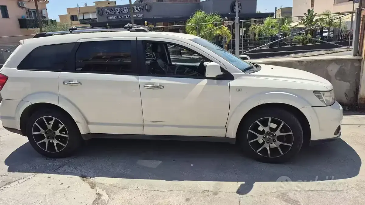 Usata Fiat Freemont 170 CV (125 kW) 2013 Bianco SUV