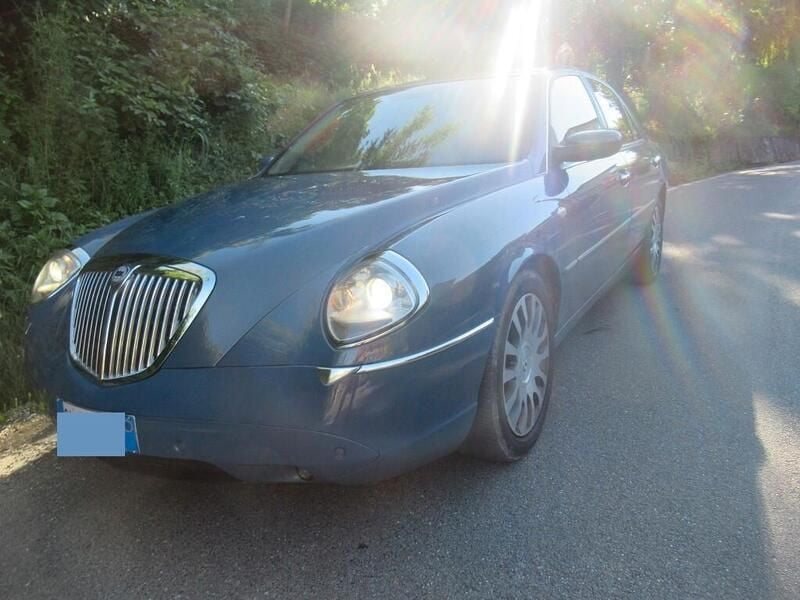 Usata Lancia Thesis 185 CV (136 kW) 2006 Blu Berlina