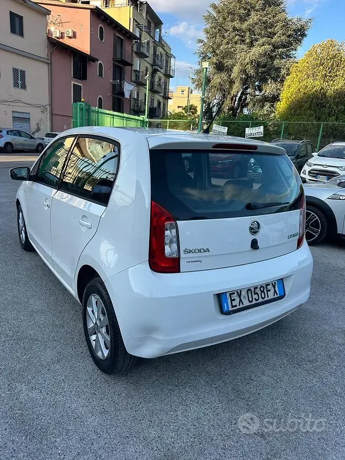 Usata Skoda Citigo G-TEC Active 68 CV (50 kW) 2014 Bianco Utilitaria