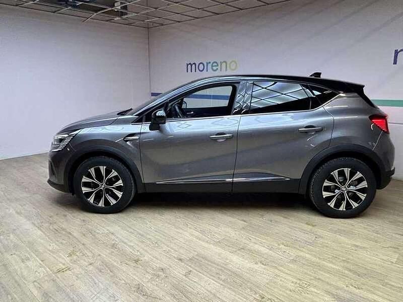 Usata Renault Captur RS Line 101 CV (74 kW) 2022 Grigio SUV