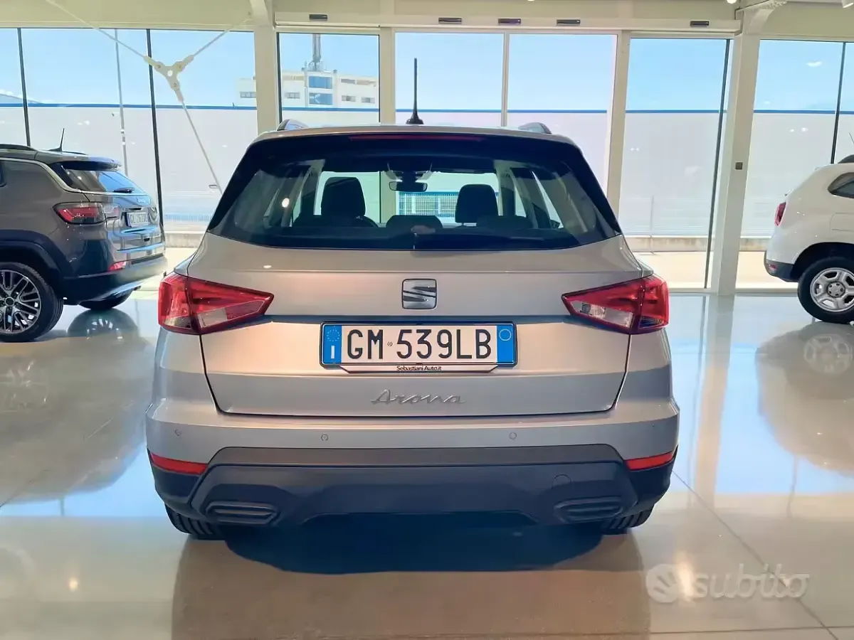 Usata Seat Arona Style 95 CV (69 kW) 2022 Grigio SUV