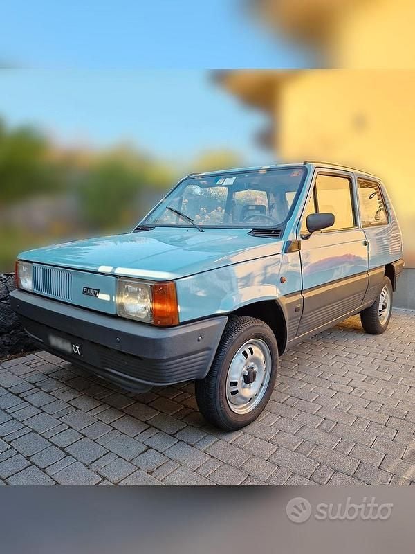 Usata Fiat Panda 30 CV (22 kW) 1981 Blu Utilitaria