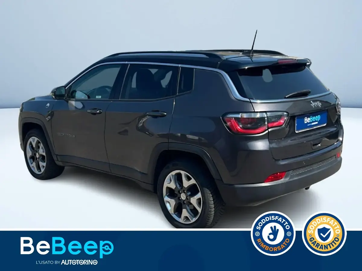 Usata Jeep Compass Opening Edition 140 CV (102 kW) 2017 Grigio metallizzato SUV