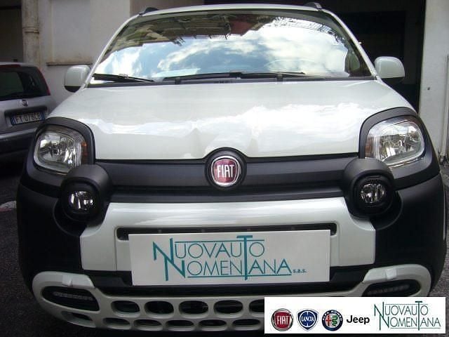 Usata Fiat Panda Cross Cross 69 CV (50 kW) 2024 Bianco Utilitaria