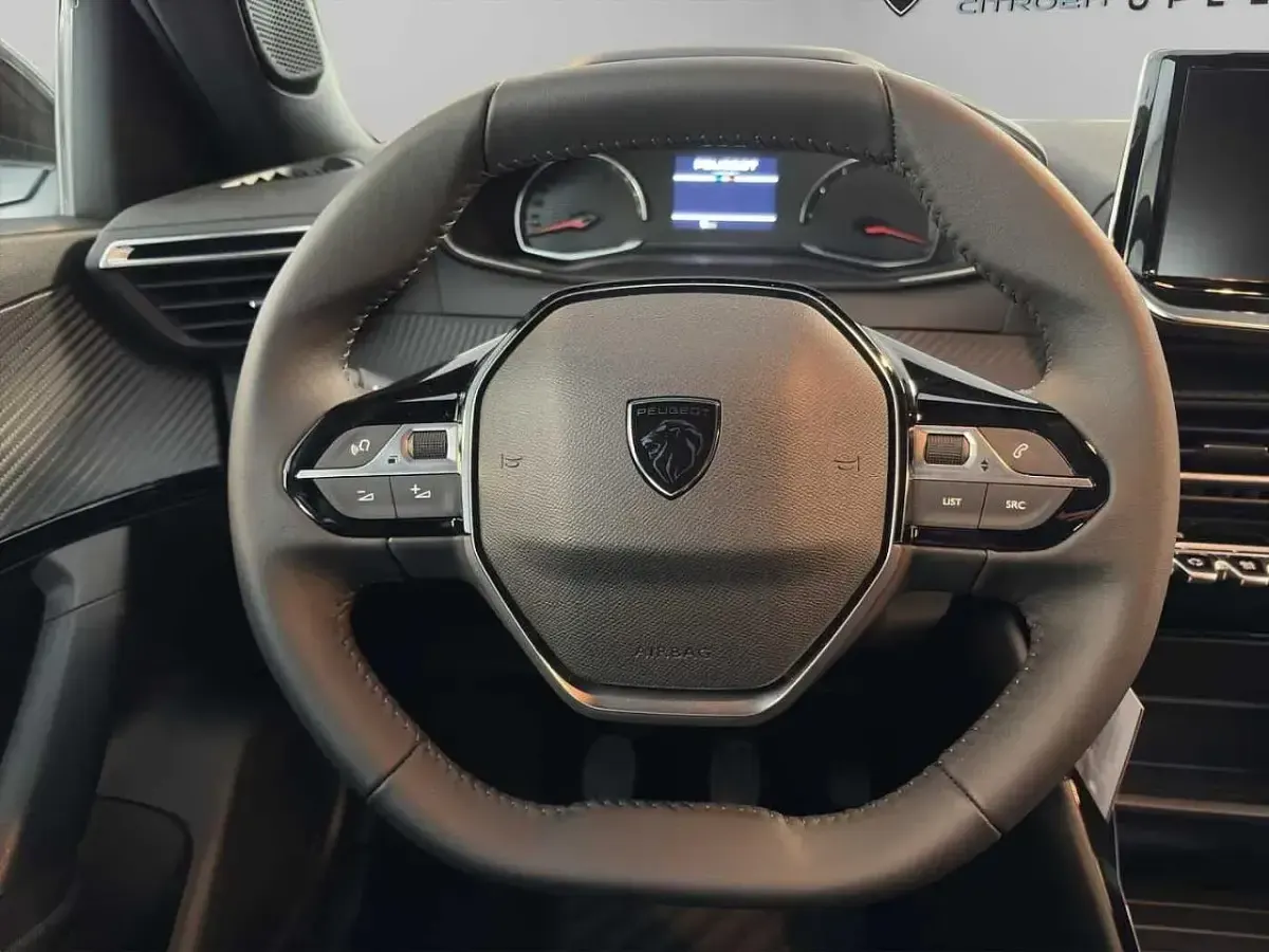 Nuova Peugeot 2008 Style 100 CV (73 kW) 2025 Grigio SUV