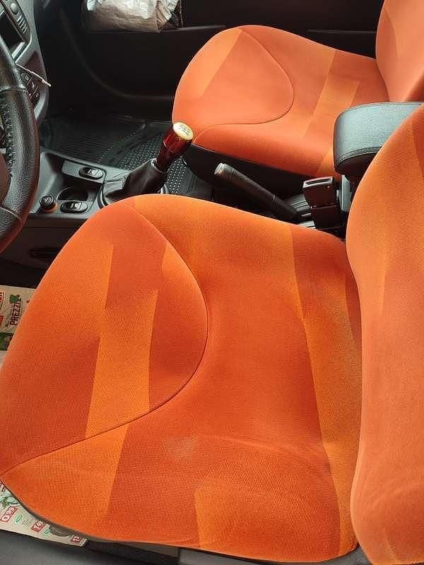 Usata Citroën C2 Exclusive 68 CV (50 kW) 2005 Utilitaria