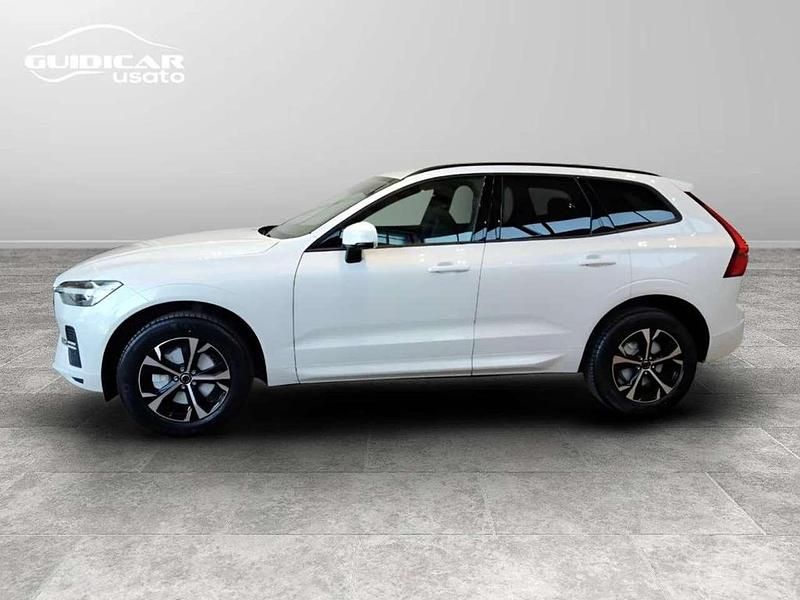 Nuova Volvo XC60 Core 250 CV (183 kW) 2025 Cristal white pearl SUV