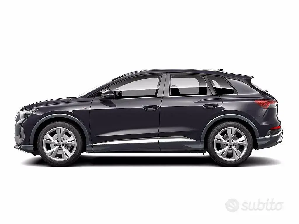 Nuova Audi Q4 e-tron S-Line 210 kW (286 CV) 2026 Nero mythos SUV