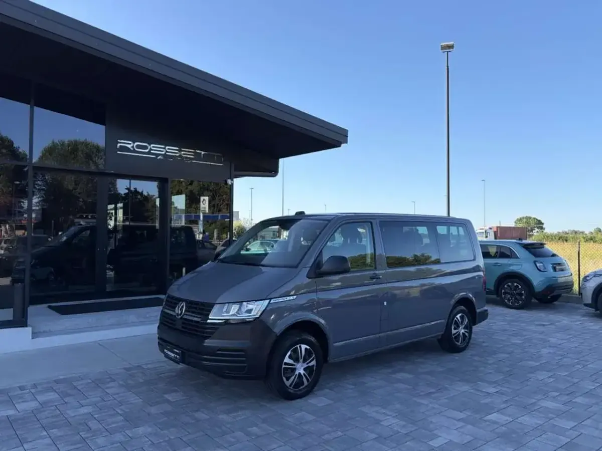 Usata VW T6.1 110 CV (80 kW) 2023 Grigio Furgone