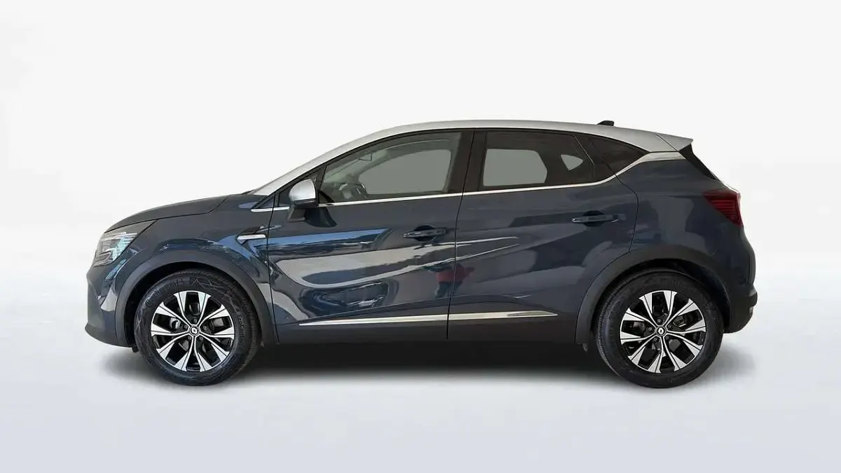Usata Renault Captur Techno 94 CV (69 kW) 2023 Blu/azzurro SUV
