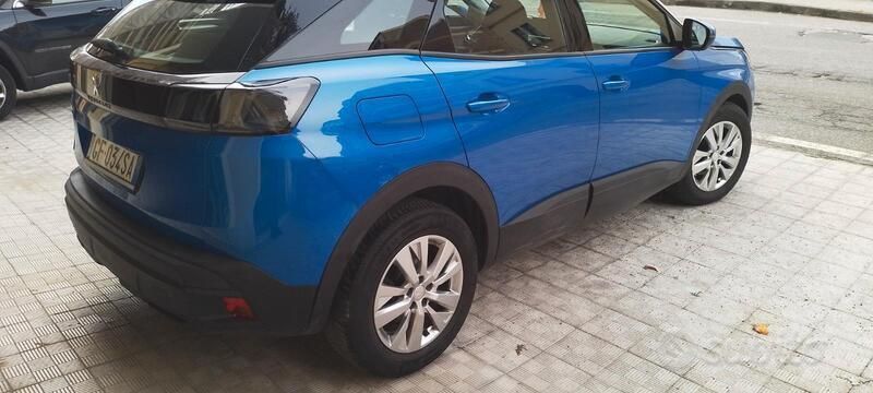 Usata Peugeot 3008 120 CV (88 kW) 2021 Blu SUV