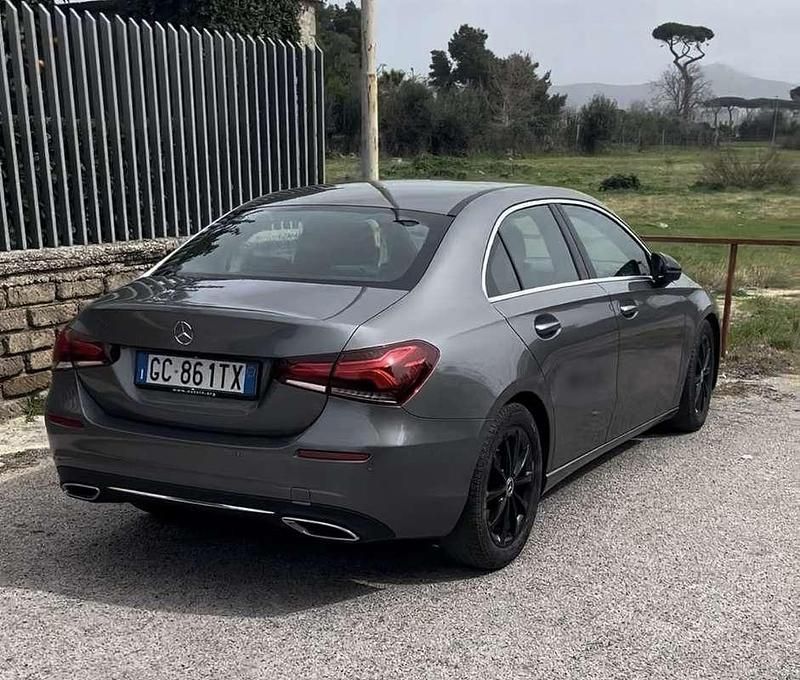 Usata Mercedes A180 116 CV (85 kW) 2020 Berlina