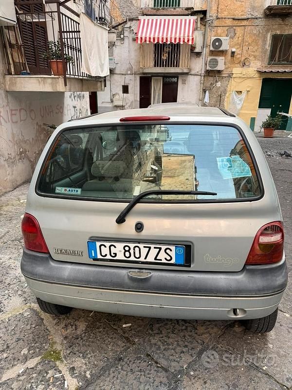 Usata Renault Twingo 58 CV (42 kW) 2003 Utilitaria