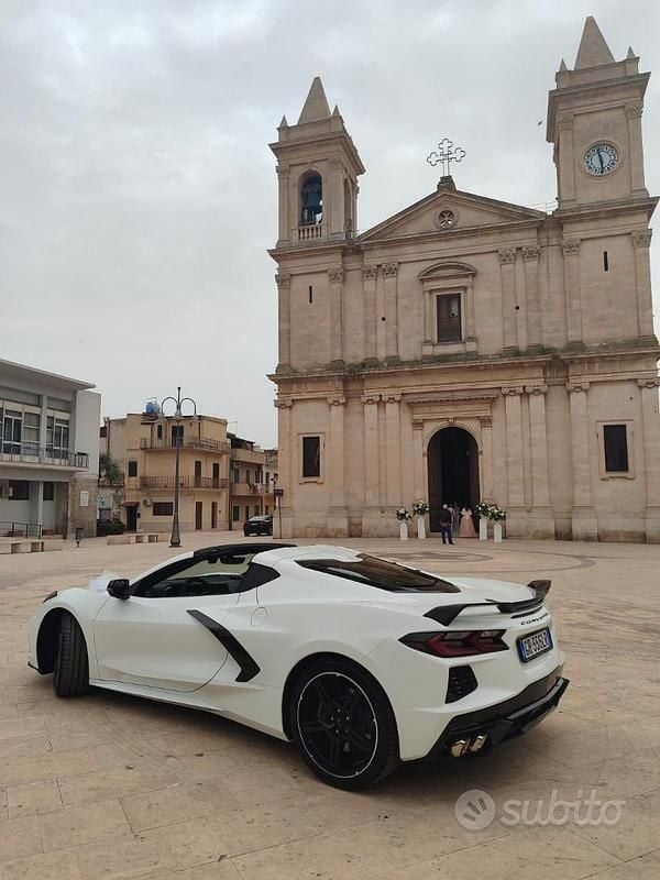 Usata Corvette Stingray 481 CV (353 kW) 2023 Bianco Monovolume