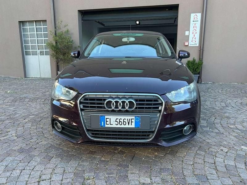 Usata Audi A1 Attraction 86 CV (63 kW) 2012 Marrone Utilitaria