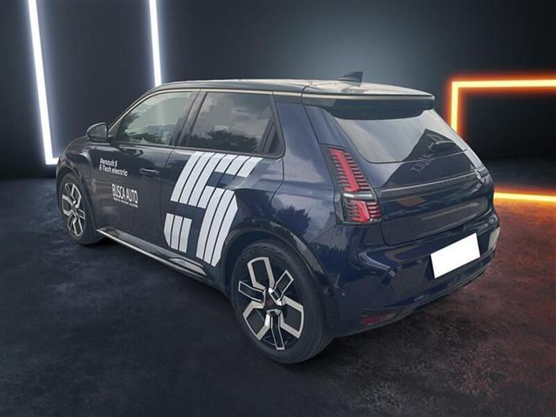 Usata Renault 5 E-Tech Iconic 11 kW (15 CV) 2024 Blu scuro