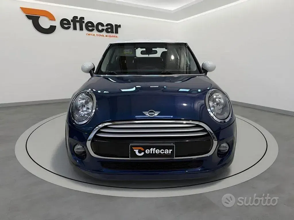 Usata Mini Cooper D Hype 116 CV (85 kW) 2015 Blu Utilitaria