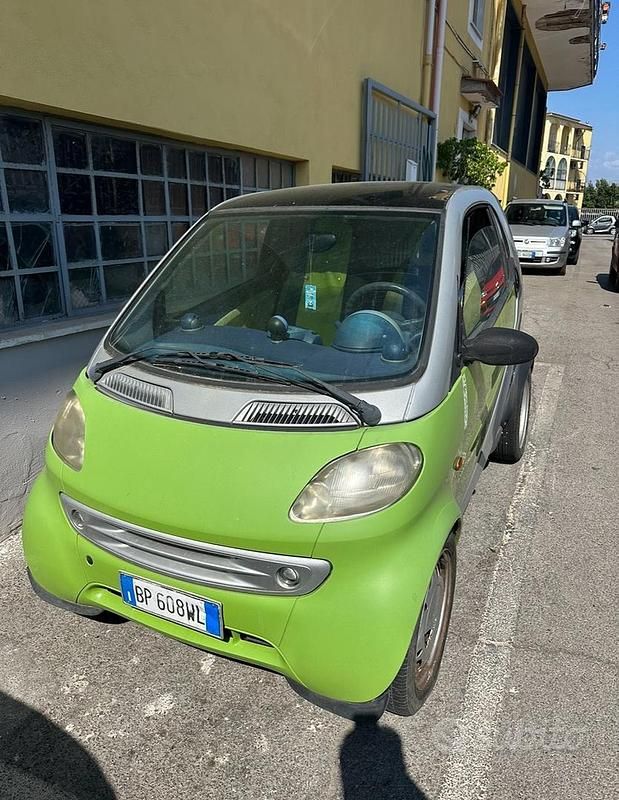 Usata 2005 Smart ForTwo Coupé Due volumi | 990 € (Super prezzo) - Immagine 1/4