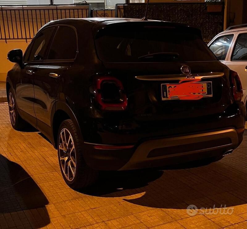Usata Fiat 500X 120 CV (88 kW) 2016 Nero SUV