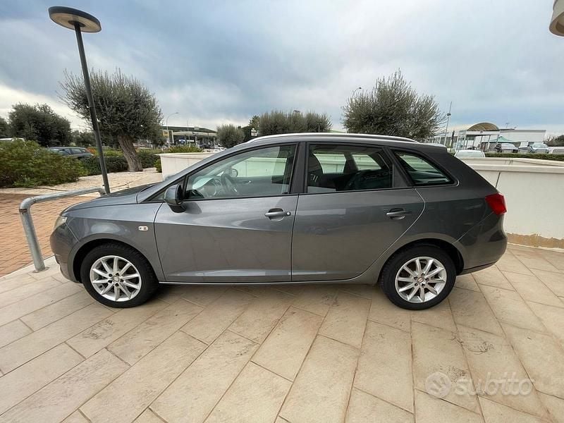 Usata Seat Ibiza ST Style 89 CV (65 kW) 2012 Grigio Station wagon