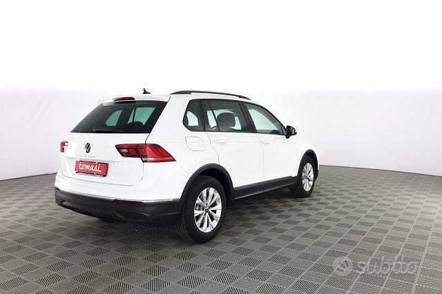 Usata VW Tiguan 150 CV (110 kW) 2023 Bianco SUV