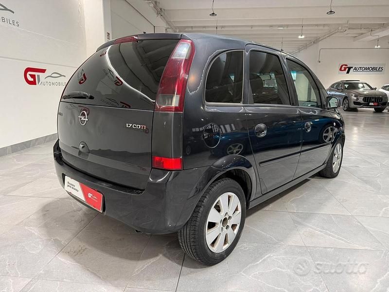 Usata Opel Meriva Enjoy 100 CV (73 kW) 2003 Nero Monovolume