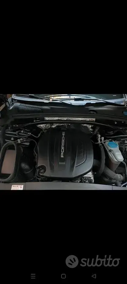 Usata Porsche Macan 252 CV (185 kW) 2018 Nero SUV