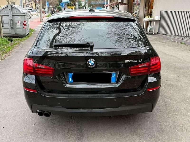 Usata BMW 525 M Sport 218 CV (160 kW) 2016 Nero Station wagon