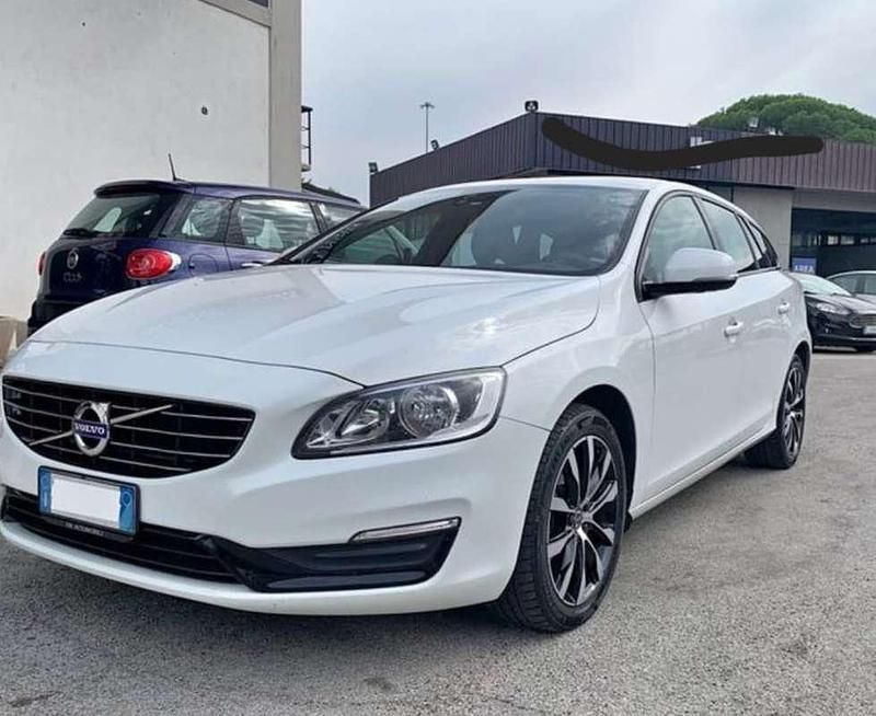 Usata Volvo V60 Summum 120 CV (88 kW) 2017 Bianco Station wagon