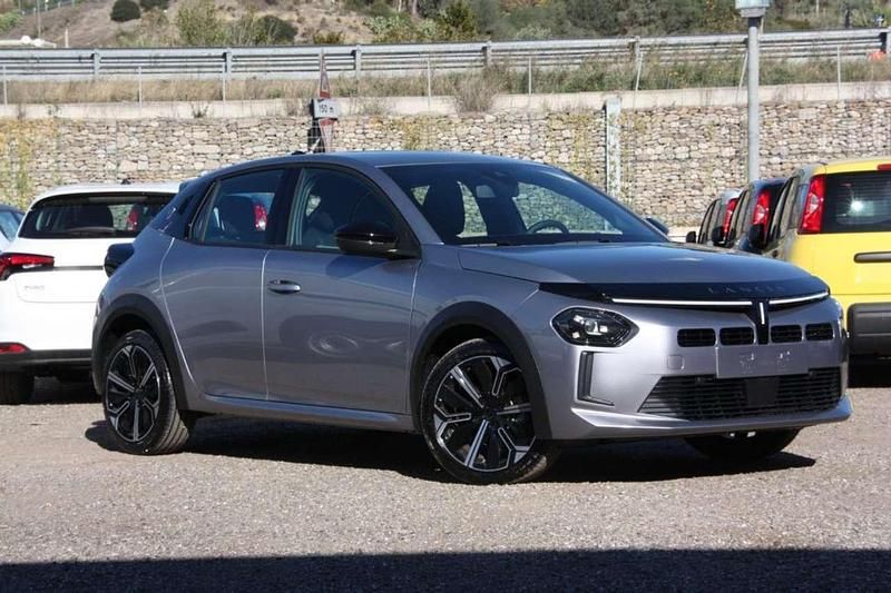 Nuova Lancia Ypsilon 110 CV (80 kW) 2026 Grigio scuro Utilitaria